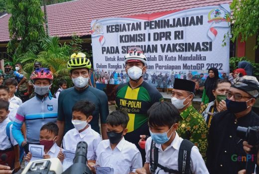 Disdik Lombok Tengah Atur Jadwal Vaksinasi Anak 6-11 Tahun - GenPI.co NTB