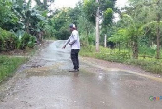 Dewan Lombok Tengah Kembali Senggol Ruas Jalan Pariwisata - GenPI.co NTB