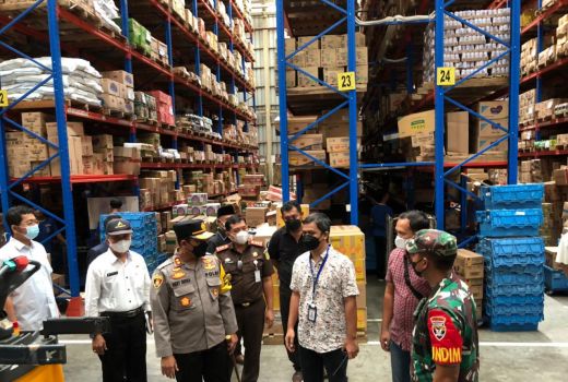 Kapolres Loteng Turun Tangan Pastikan Stok Minyak Goreng - GenPI.co NTB