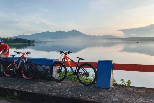 Menanti Berbuka Puasa di Bendungan Batujai - GenPI.co NTB