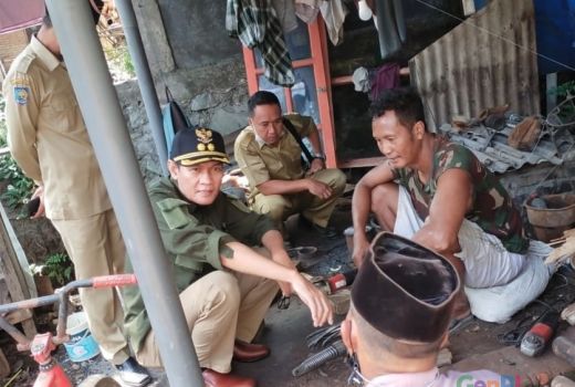 Wabup dan TKPKD Turun Monev, Pengerajin Besi Minta Ini - GenPI.co NTB