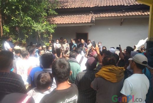 Diduga Berbuat Asusila, Warga Minta Oknum Kades Loteng Dicopot - GenPI.co NTB