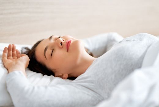 Manfaat Tidur di Lantai untuk Kesehatan, Wah Luar Biasa - GenPI.co RIAU