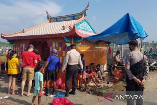 Polisi Polres Kepulauan Meranti Turun, Warga Tionghoa Aman - GenPI.co RIAU
