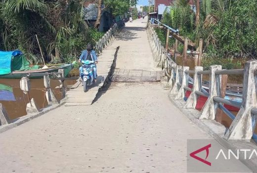 Jembatan Rusak, Dinas PUTR Inhil Tak Berdaya - GenPI.co RIAU