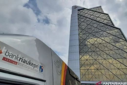 Tok! Resmi Bank Riau Kepri Jadi Perbankan Syariah - GenPI.co RIAU