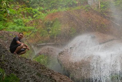 Menikmati Keunikan Air Terjun Batu Tilam Kampar - GenPI.co RIAU
