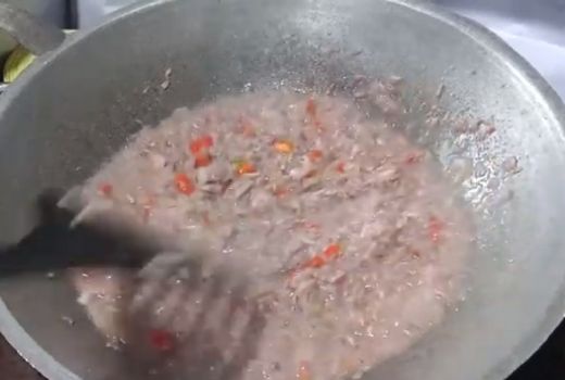 Menikmati Sensasi Asam Gurih Cencaluk Khas Pekanbaru - GenPI.co RIAU