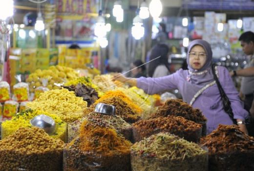 Berburu Aneka Oleh-oleh di Pasar Bawah Pekanbaru - GenPI.co RIAU