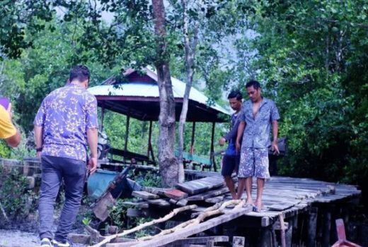 Jembatan Putus, Anak di Meranti Harus Libur Sekolah - GenPI.co RIAU
