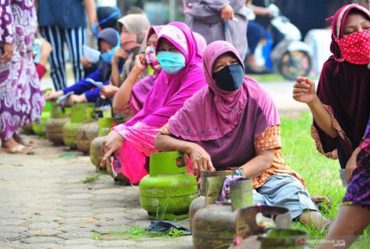 Langka! Warga Kota Pekanbaru Kesulitan Mendapat Elpiji 3 Kg - GenPI.co RIAU