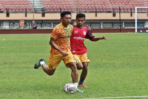 Liga 2 Semakin Dekat, PSPS Riau Masih Berburu Pemain - GenPI.co RIAU