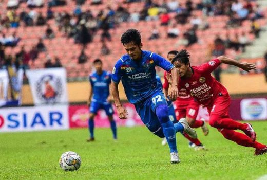 3 Fakta Menarik PSPS Riau vs Semen Padang, Skor 1-1 - GenPI.co RIAU