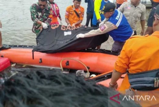 Jasad Korban Terseret Arus Sungai Kampar Ditemukan SAR - GenPI.co RIAU