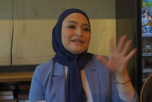 Dihujat, Nathalie Holscher Ingin Belajar dari Ayu Ting Ting - GenPI.co RIAU