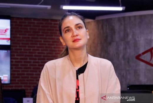Luna Maya Respons Kabar Ariel Noah Miliki Pacar Baru - GenPI.co RIAU