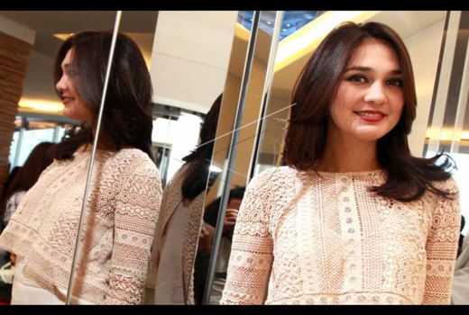Luna Maya Sebut Tak Masalah Jika Ariel Noah Berjodoh dengan BCL - GenPI.co RIAU