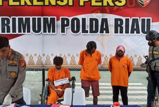 Polda Riau Kantongi Identitas Penadah Hasil Curian di Rumah Mewah - GenPI.co RIAU