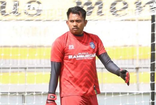 Sosok Ismail Hanafi, Penjaga Gawang PSPS Riau dari Pelalawan - GenPI.co RIAU