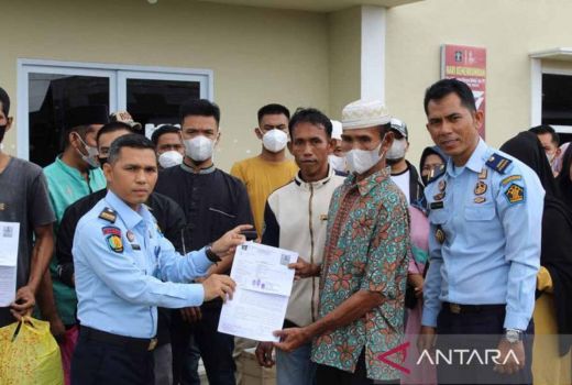 Asimilasi, Puluhan Warga Binaan Lapas Selatpanjang Dipulangkan - GenPI.co RIAU