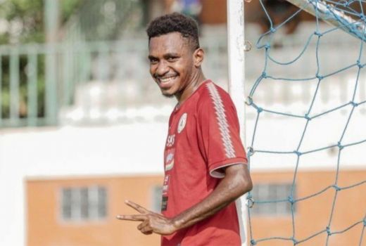 Pemain Papua Alex Dusay Bermimpi Berseragam PSM Makassar - GenPI.co SULSEL