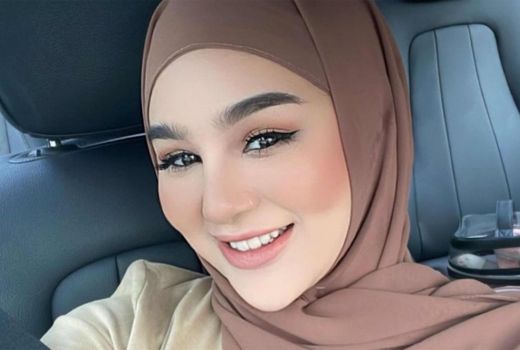 Aktris FTV Hana Hanifah Mendadak Berhijab, Perubahannya Panen Pujian - GenPI.co SULSEL