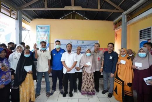 1.275 Warga Pangkep Diperhatikan, Gubernur Sulsel Memang Top - GenPI.co SULSEL