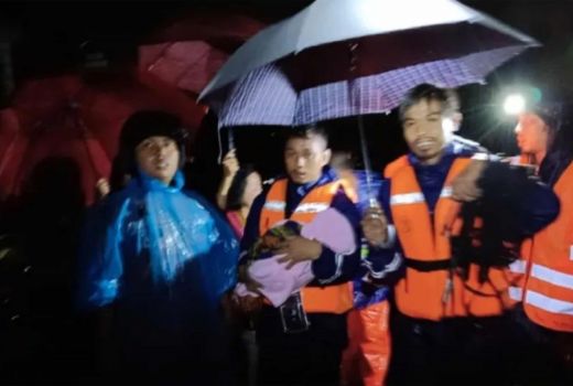 Update Banjir dan Tanah Longsor Parepare Hari Ini, Korban Tembus 5 Ribu Orang - GenPI.co SULSEL
