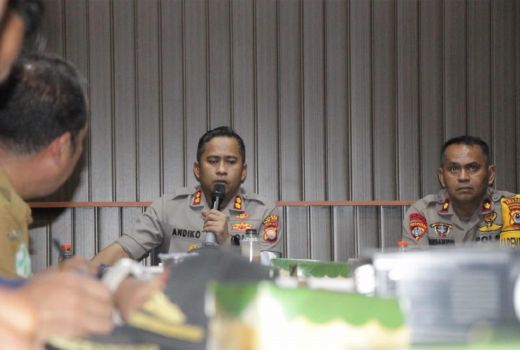 Ribuan Polisi Jaga Pertandingan PSM Makassar vs Bhayangkara FC, Wow - GenPI.co SULSEL