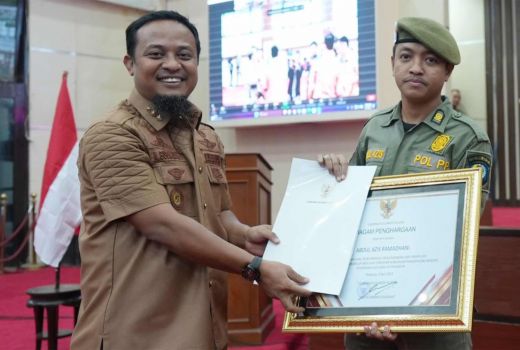 3 Satpol PP Ganteng Jadi Pahlawan, Gubernur Sulsel Bangga - GenPI.co SULSEL