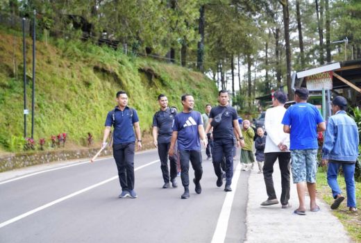 Jalan 4 KM, Gubernur Sulsel Keringatan di Malino Gowa - GenPI.co SULSEL
