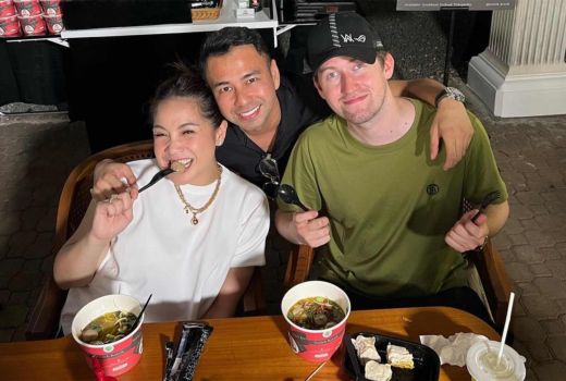 Raffi Ahmad Ajak DJ Alan Walker Makan Mi Kocok, Kocak! - GenPI.co SULSEL