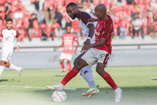 Pulang Tangan Kosong, Pelatih PSM Makassar Lempar Pujian - GenPI.co SULSEL