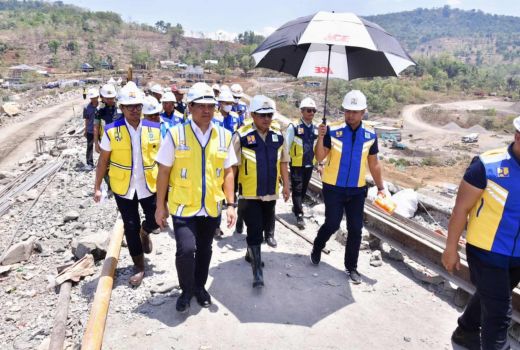 Pj Gubernur Sulsel Inovatif, Warga Bisa Omzet Ratusan Juta Rupiah - GenPI.co SULSEL