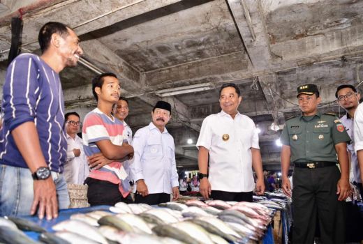Pj Gubernur Sulsel Sat Set, Cek Pasar, Langsung Intervensi - GenPI.co SULSEL