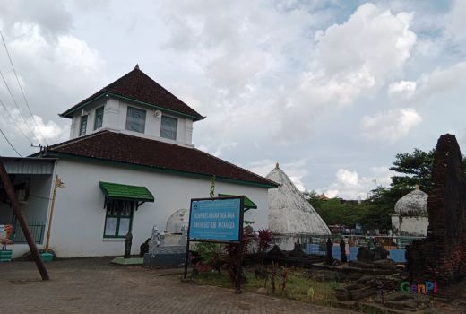 Masjid Tua Katangka Tertua di Sulsel, Umurnya Sudah 419 Tahun - GenPI.co SULSEL