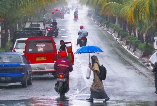 Februari Puncak Musim Hujan, Ini Tips Paten Agar Tetap Fit - GenPI.co SULTRA