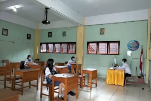 Corona Masuk Sekolah, Siswa PAUD-SMP Kendari Terpaksa Dirumahkan - GenPI.co SULTRA