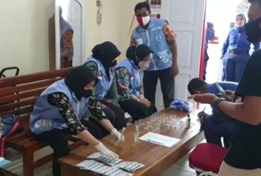 Personel Damkar Baubau Kaget Ada Tes Urine Mendadak, Deg-degan! - GenPI.co SULTRA