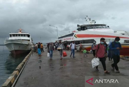 Gelombang Tinggi 4 Meter, BMKG: Nelayan kecil Jangan Melaut! - GenPI.co SULTRA