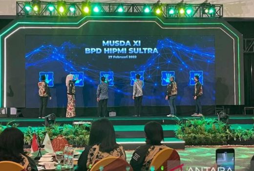 Gubernur Ali Mazi Tantang Pengusaha Muda HIPMI Ikut Bangun Sultra - GenPI.co SULTRA
