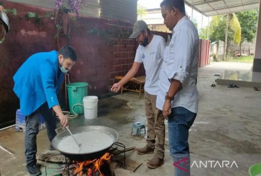 DPD KNPI Sultra Dorong Gerakan Bikin Minyak Goreng Sendiri, Jos! - GenPI.co SULTRA