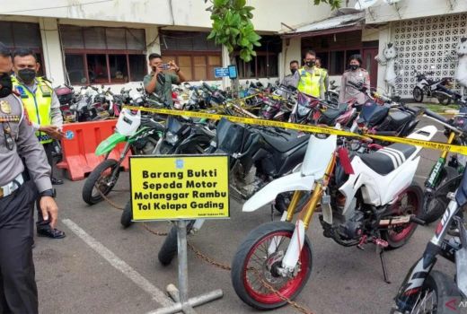 Ratusan Mobil dan Motor di Baubau Kena Tilang, Ini Pelanggarannya - GenPI.co SULTRA