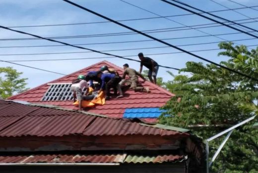 Warga Kolaka Sultra Tewas Tersengat Listrik Saat Perbaiki rumah - GenPI.co SULTRA