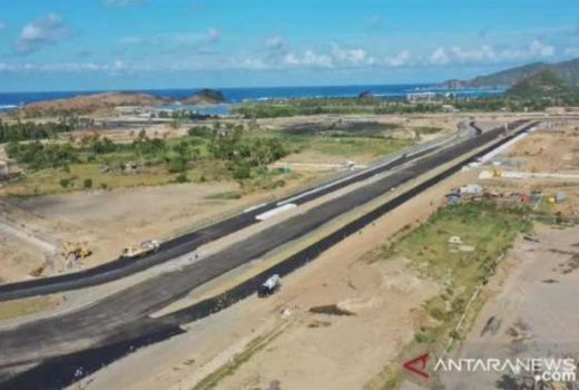 Sultra Serius Bangun Infrastruktur, Begini Wejangan Ali Mazi - GenPI.co SULTRA