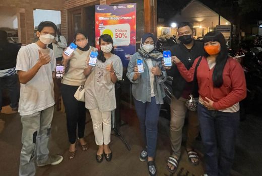Manjakan Pecinta Sepak Bola, BRImo Gelar Nonton Bareng BRI Liga 1 - GenPI.co SULTRA