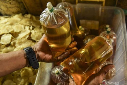 Hore, Ada Minyak Goreng Curah Harga Murah Meriah di Sultra - GenPI.co SULTRA