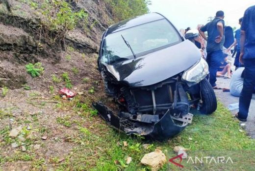 Innalillahi, Kecelakaan Veloz di Kendari, Sopir Tewas Seketika - GenPI.co SULTRA