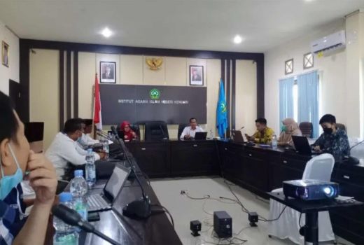 Kampus di Kendari Bikin Tim Penerjemah Alquran Berbahasa Tolaki - GenPI.co SULTRA