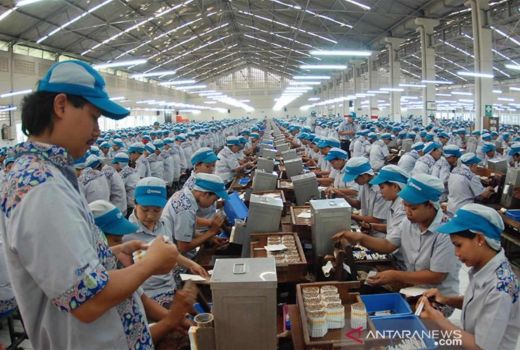 Buruh Sulawesi Tenggara Gembira, Mulai Berlaku per 1 Januari 2023 - GenPI.co SULTRA